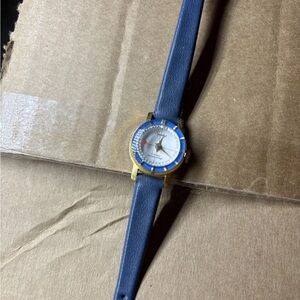 VTG Piz Gloria Swiss Made wind up gold watch with rotating crystal
NEEDS BATTERY